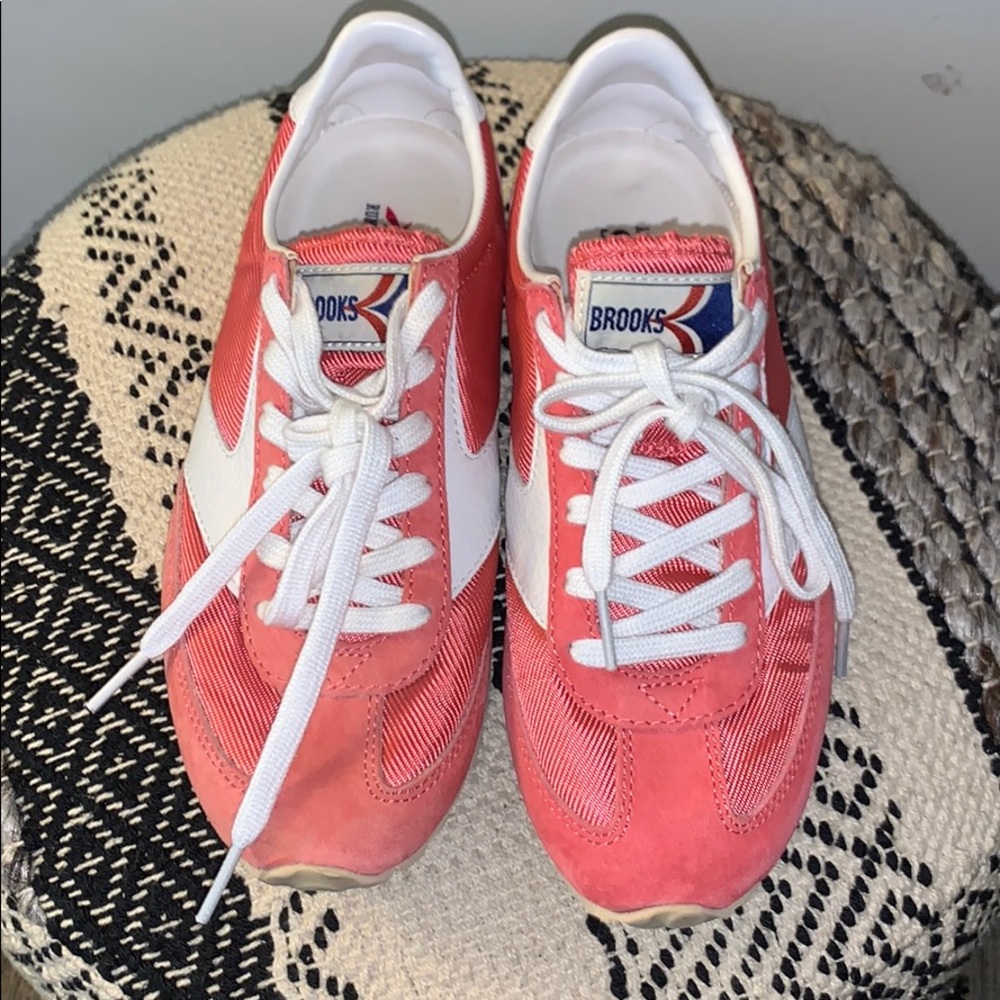 Brooks shoes